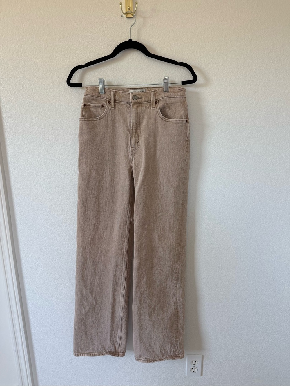 Abercrombie & Fitch High Rise 90s Relaxed Jean